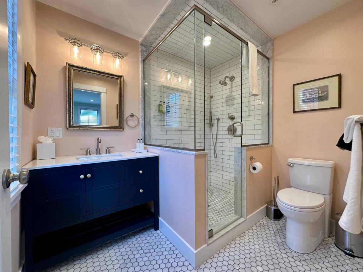 Prime Location! Renovated House! 6 Bed4 Bath Villa Newport Exterior photo